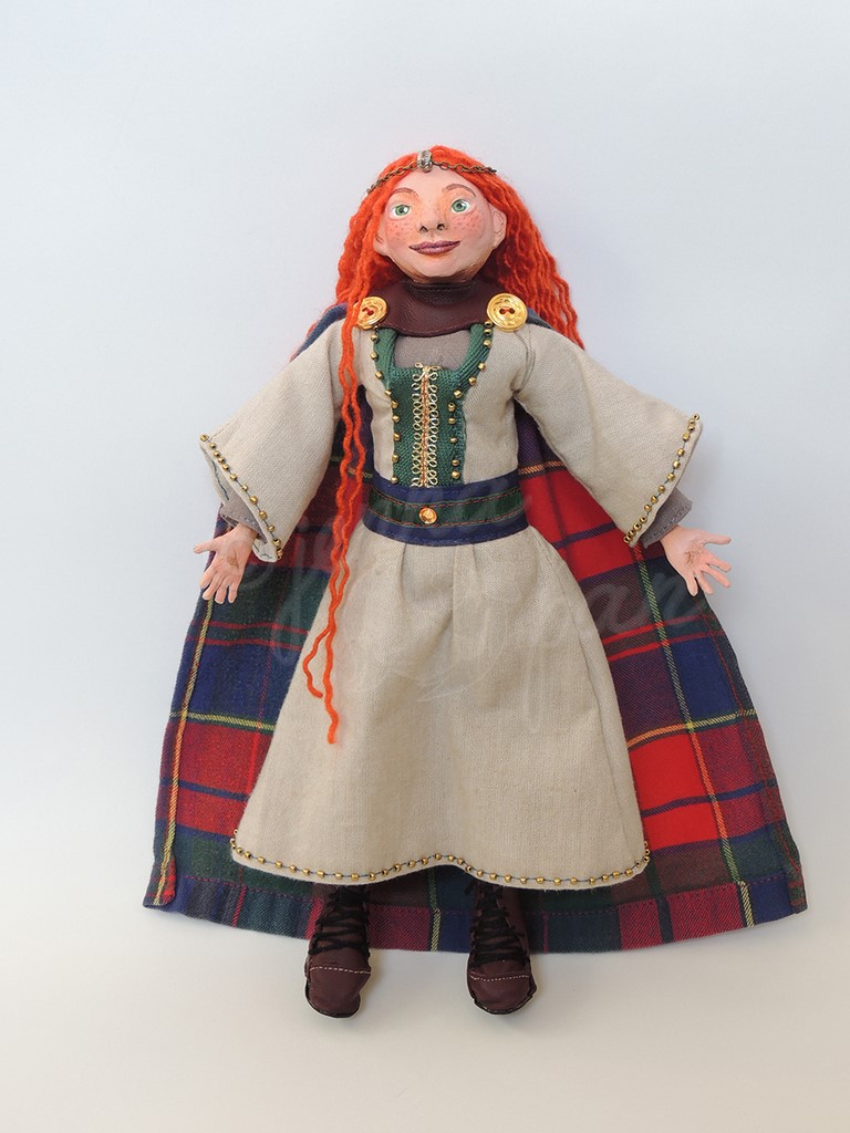 jenna pan handmade fait main doll poupée leana scottish princess princesse écossaise tartan one of a kind modèle unique glasgow scotland craft artisan art