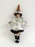 the mini grey witch doll jenna pan Mini Sorcière grise poupée unique artiste artisanale ooak modèle fait main