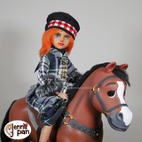jenna pan dolls poupée fait main handmade doll custom scotland isla barbie mga horse cheval ooak modèle unique fait main montreal ville marie quebec canada tartan tammy hat